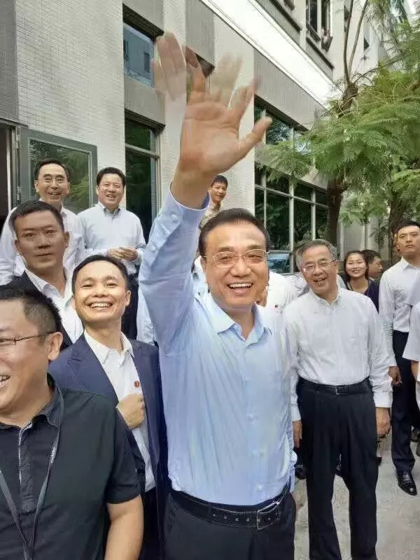 李克强总理来东莞长安，为中国制造加油